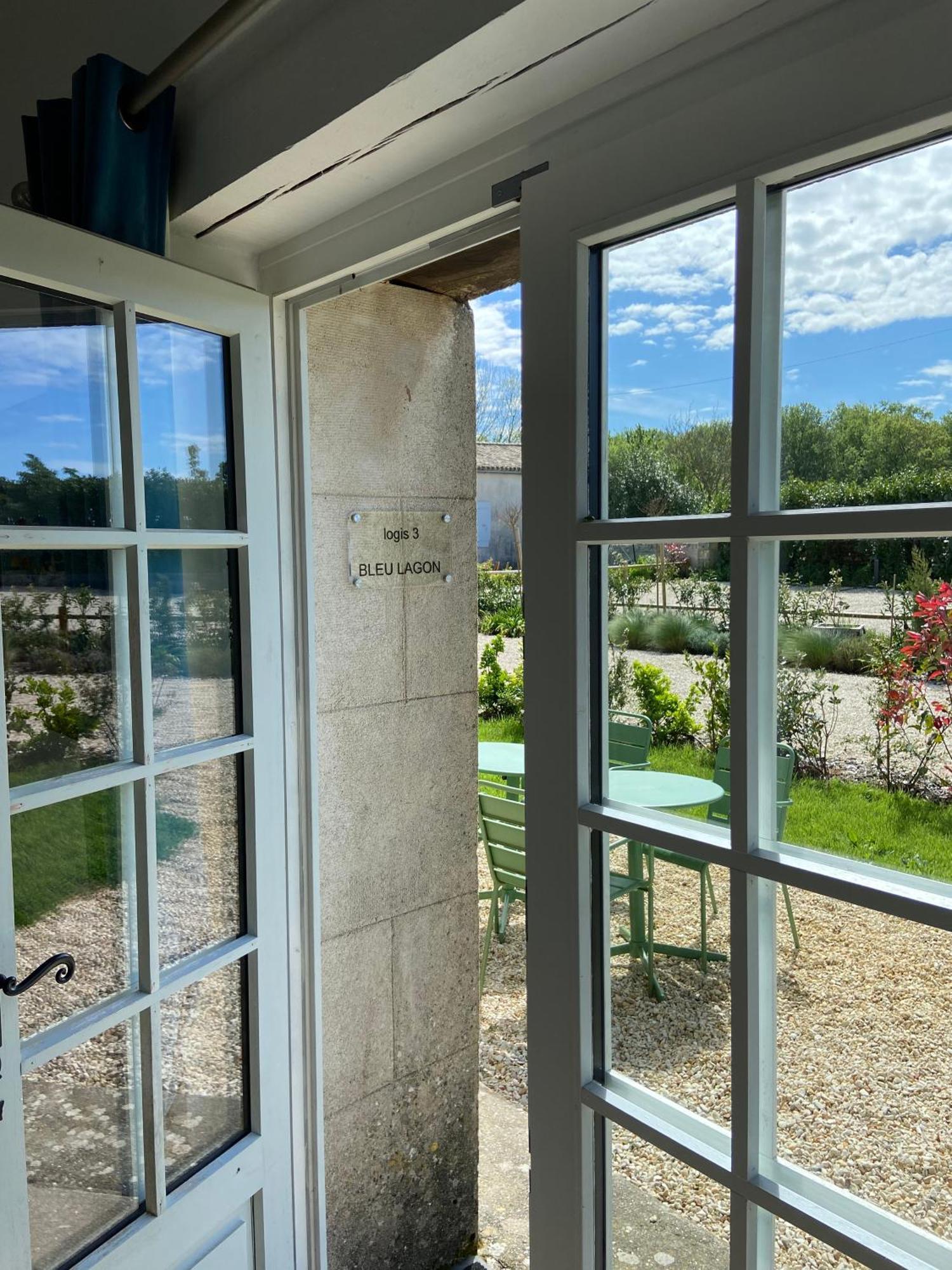 Chateau De Feusse Saint-Just-Luzac Esterno foto