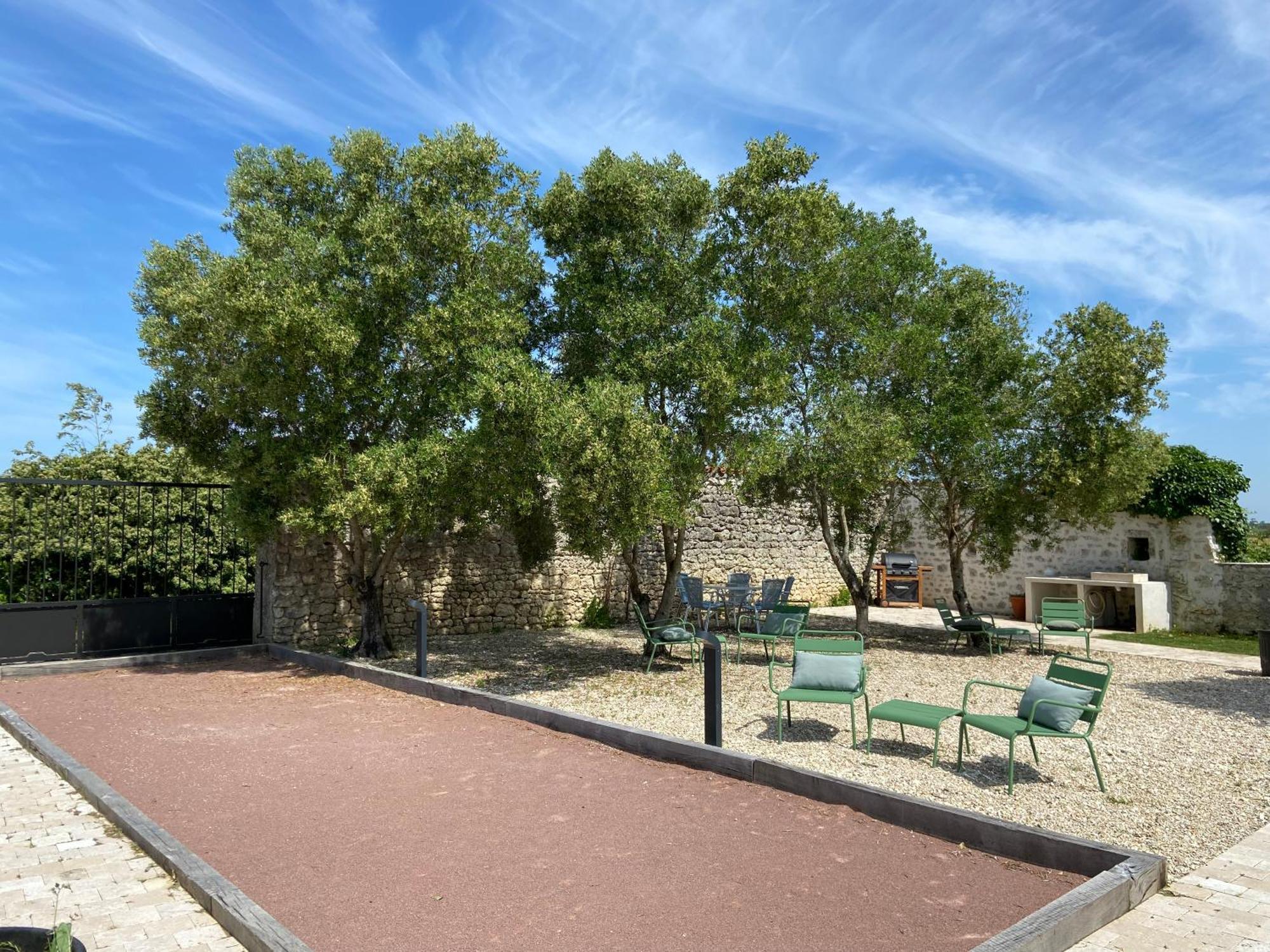 Chateau De Feusse Saint-Just-Luzac Esterno foto