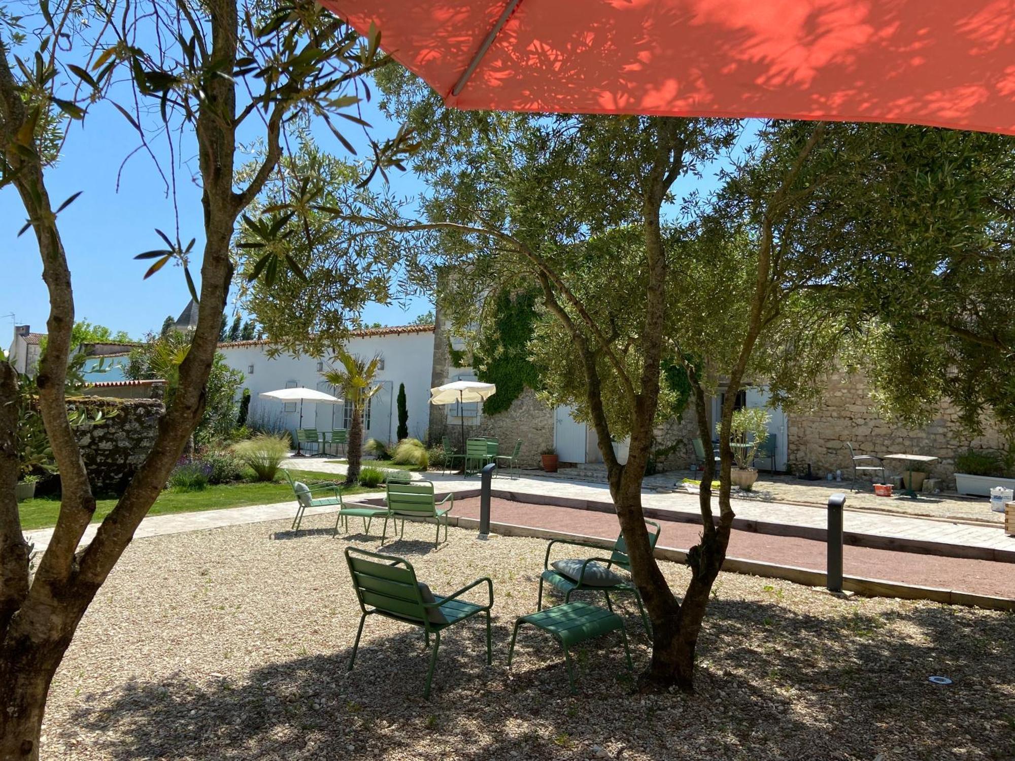 Chateau De Feusse Saint-Just-Luzac Esterno foto